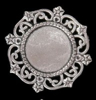 Металлическая  рамка (основа для кабошона) , цвет - серебро. внутр. размер - 1,4 х 1,4 см.  