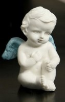 Декоративная фигурка 3D "Ангел задумчивый №8 с голубыми крылышками"  