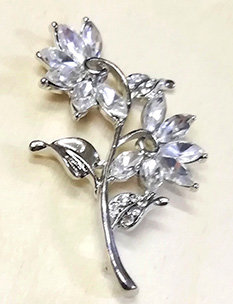 Декоративный элемент "Веточка со стразами", цвет - серебро  со  стразами ,  3 х 5 см. 