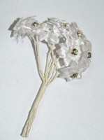 Букетик "Белые хризантемы"