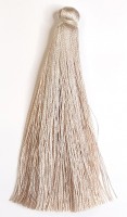 Кисточка декоративная шелковая, высота - 15 см., цвет - бежевый